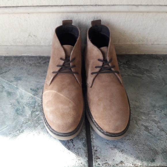 Hawke & Co - Picture 4 of 4